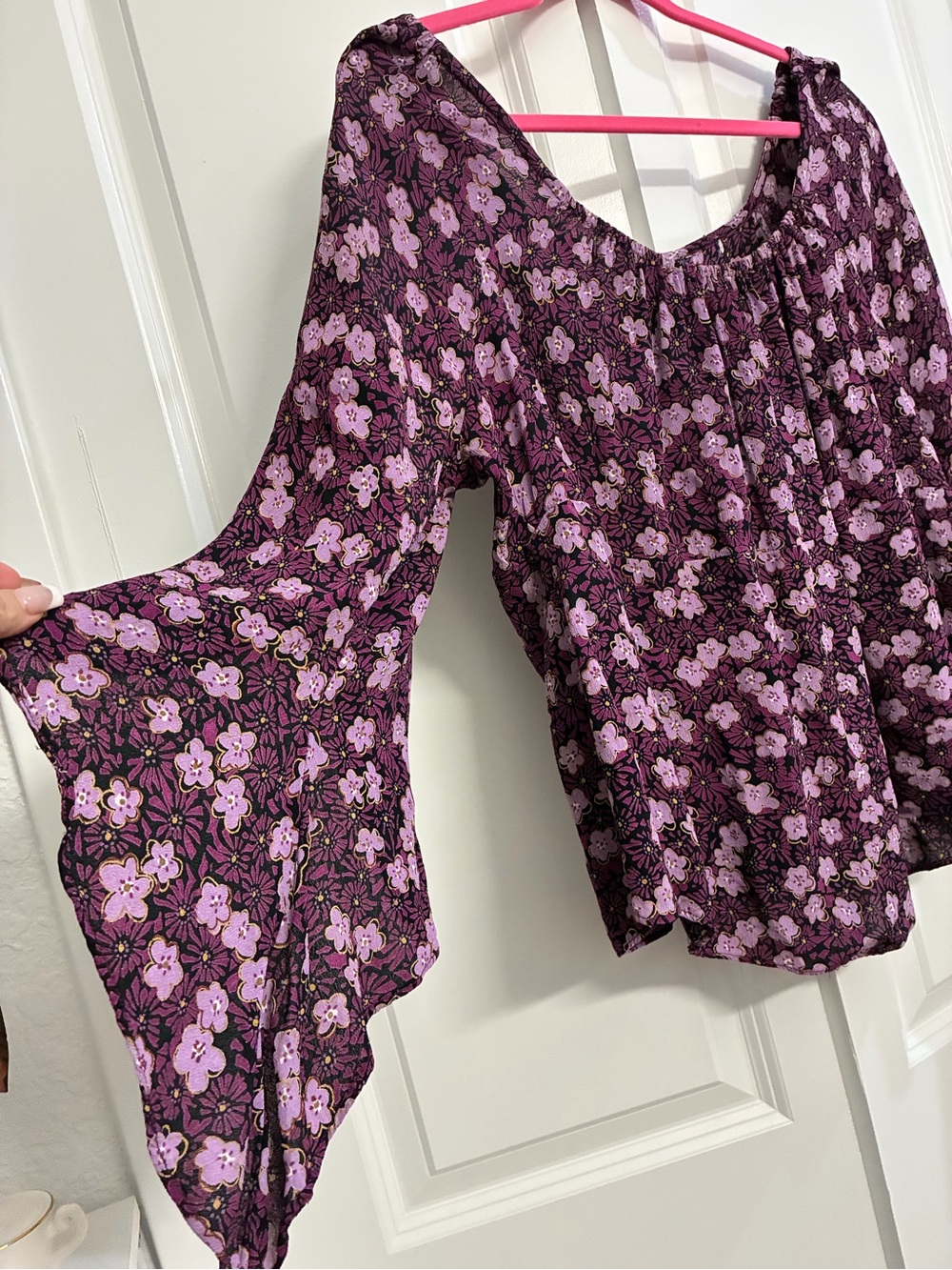 Women’s Purple Floral Off-Shoulder Bell Sleeve Blouse